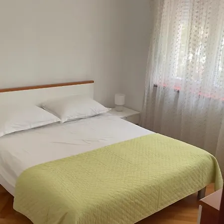 Lorena Апартаменты *