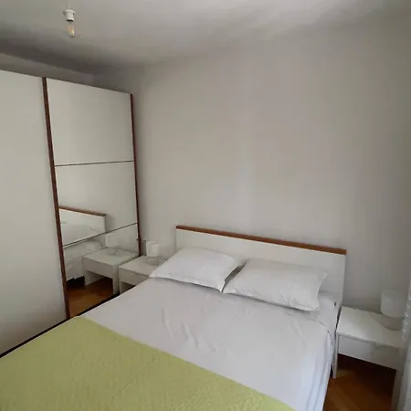 Lorena Шибеник